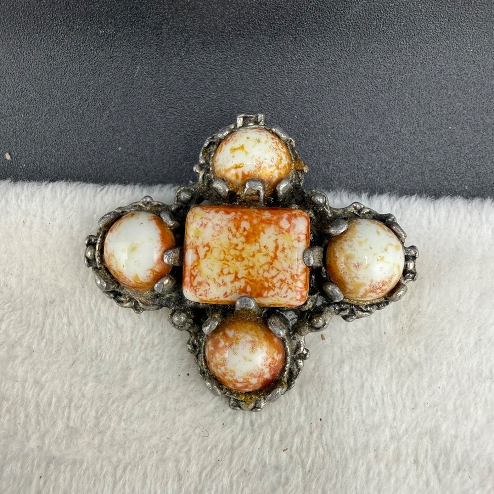 Vintage Polished Stone Celtic Brooch Silver Tone Western‎